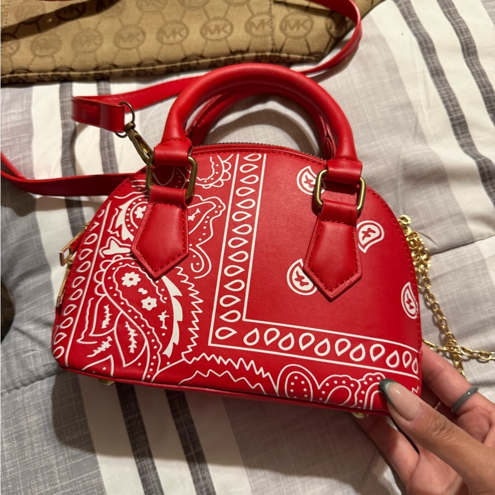 Red Paisley Women's Handbag